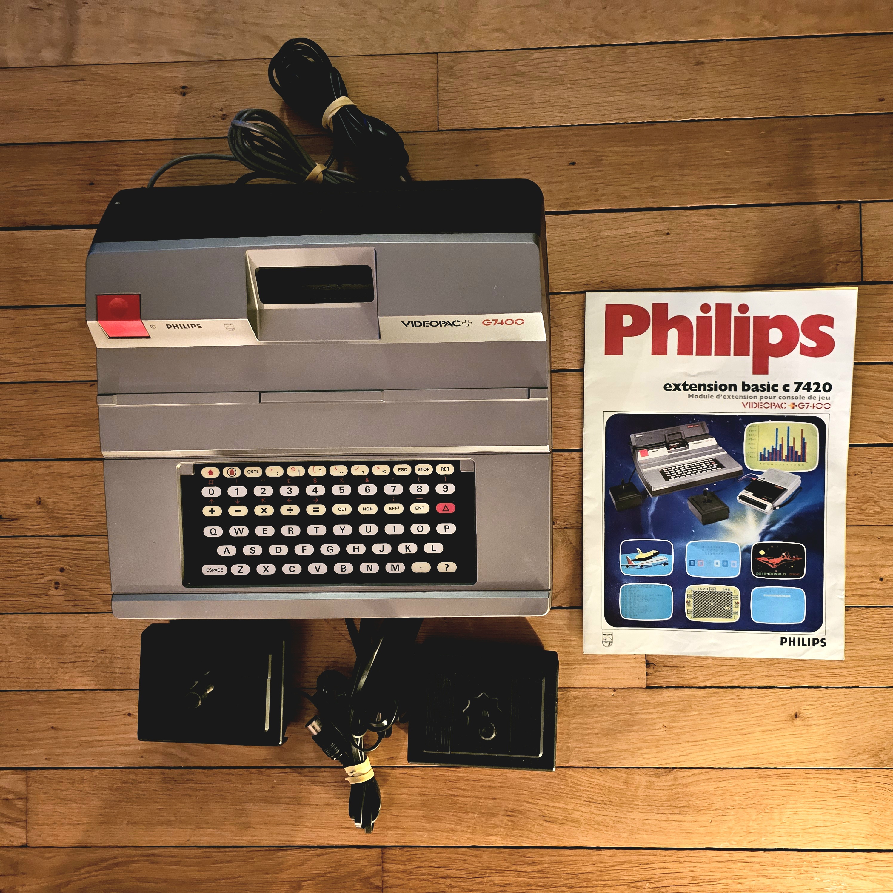 Philips G7400